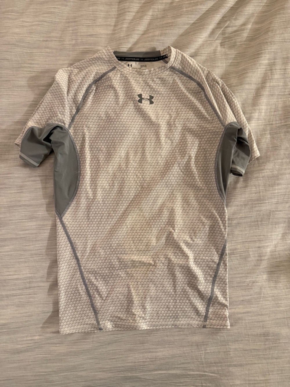 Under Armour White & Light Gray Compression Short Sleeve Top